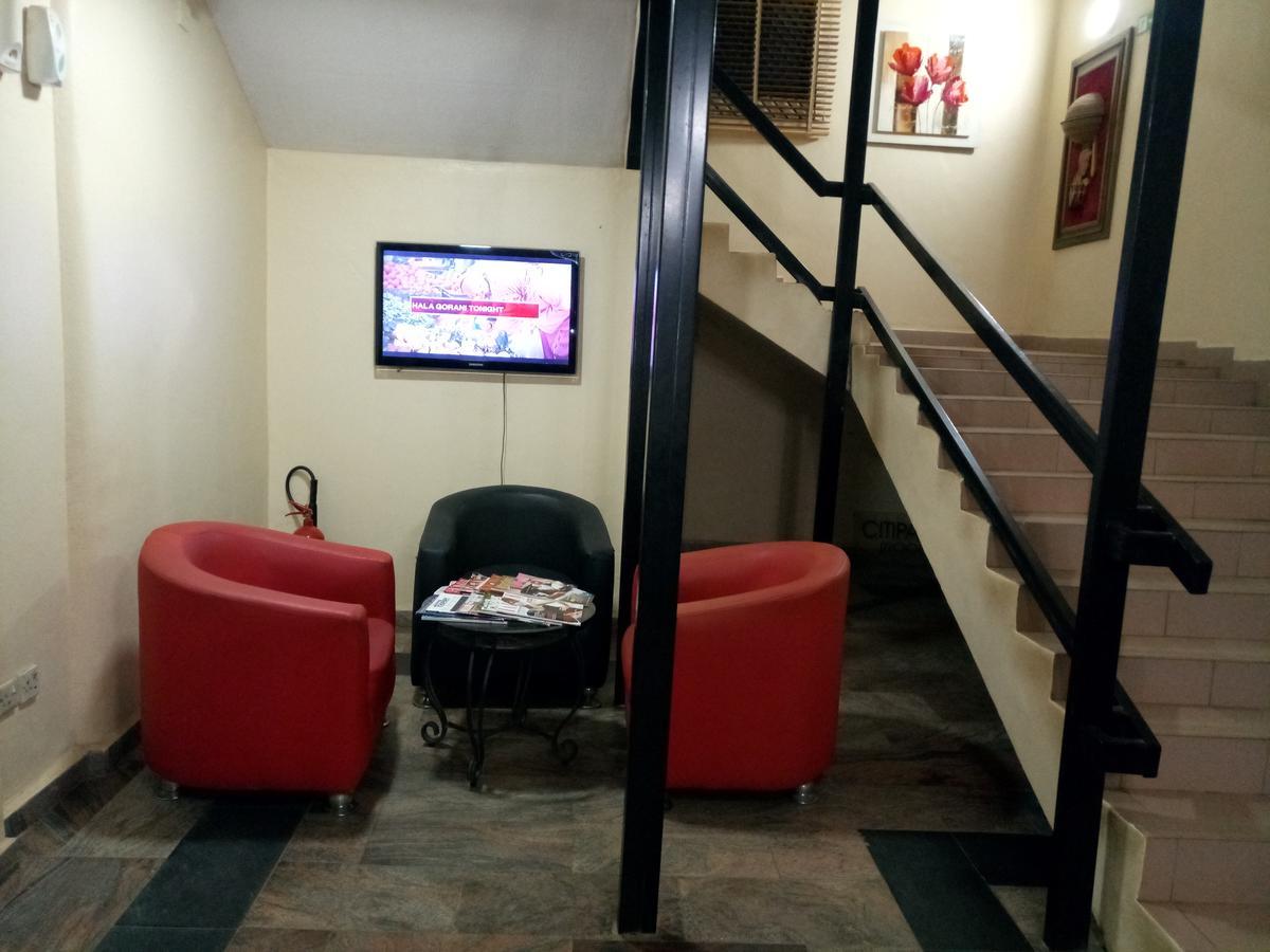 Citilodge Hotel & Conference Centre Newly Renovated Abuja Esterno foto